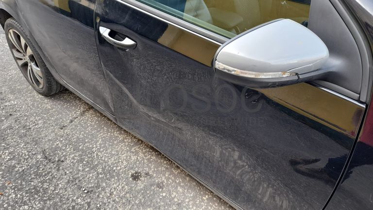 Volkswagen Golf 1.6 TDI · Ano 2011