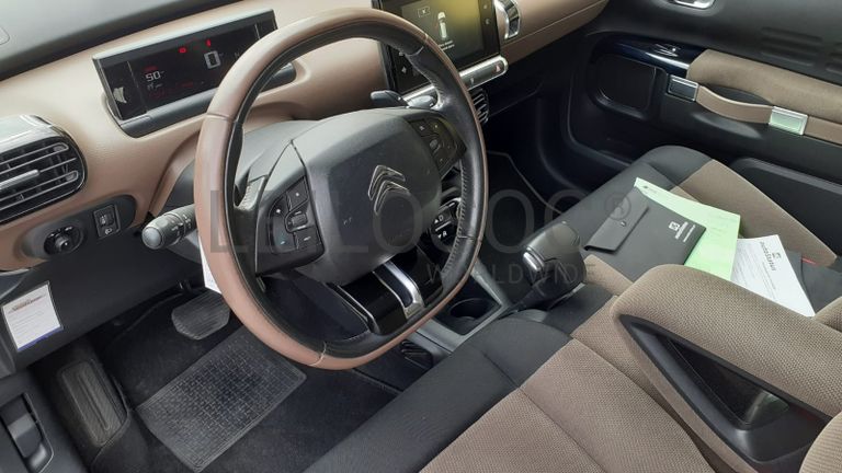 Citroën C4 Cactus · Ano 2015