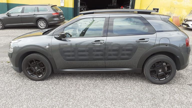 Citroën C4 Cactus · Ano 2015
