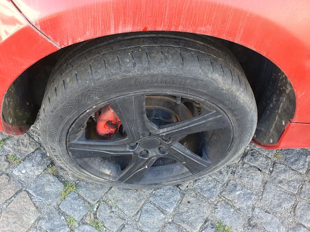 Volvo V40 · Ano 2013