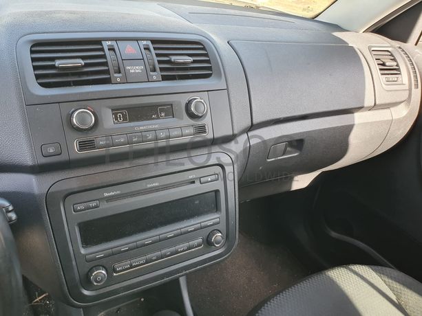 Skoda Fábia 1.6 TDI · Ano 2010