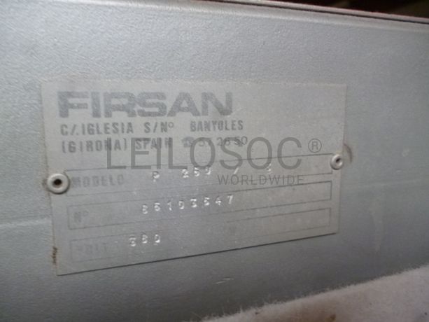 Prensas · Bico de pato · Máquina de tirar nódoas · Aspirador