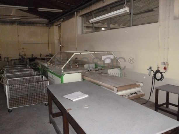 Máquina de dobrar e embalar