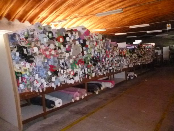 Lote de malha, fio e acessórios · Diversos