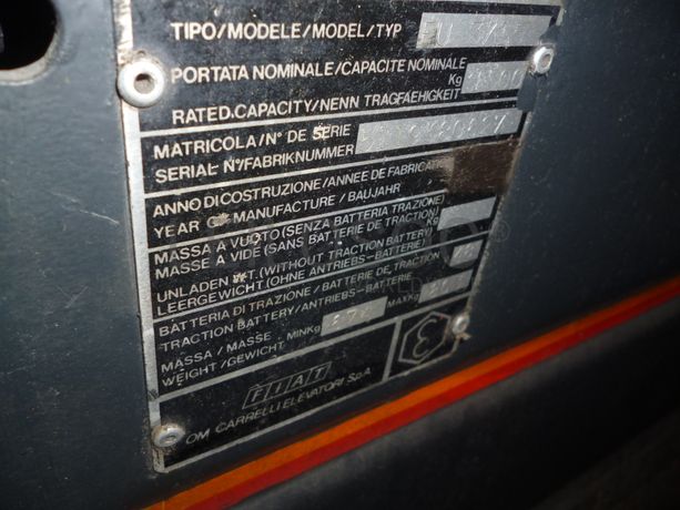 Empilhador elétrico