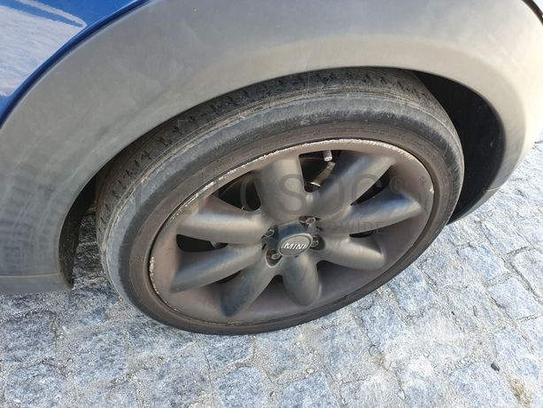 Mini Cooper · Ano 2009