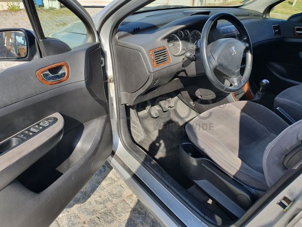 Peugeot 307 · Ano 2003