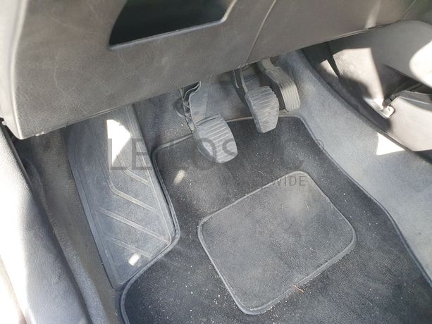 Peugeot 307 · Ano 2003