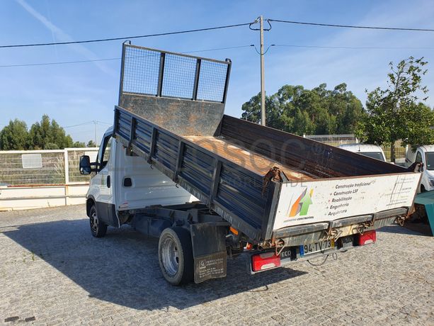 Iveco Daily 35C15 · Basculante · Ano 2017