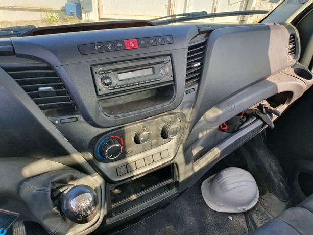 Iveco Daily 35C15 · Basculante · Ano 2017