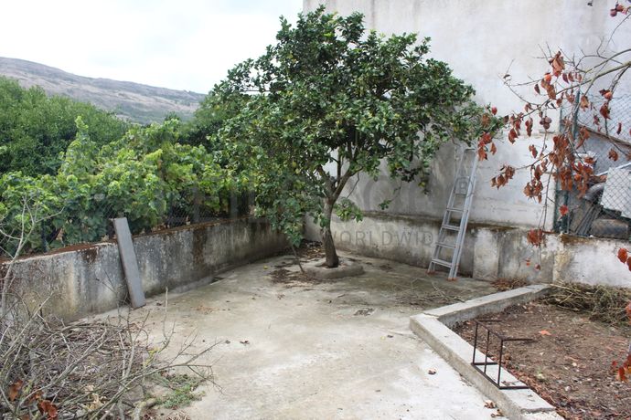 Moradia V2 · Loures