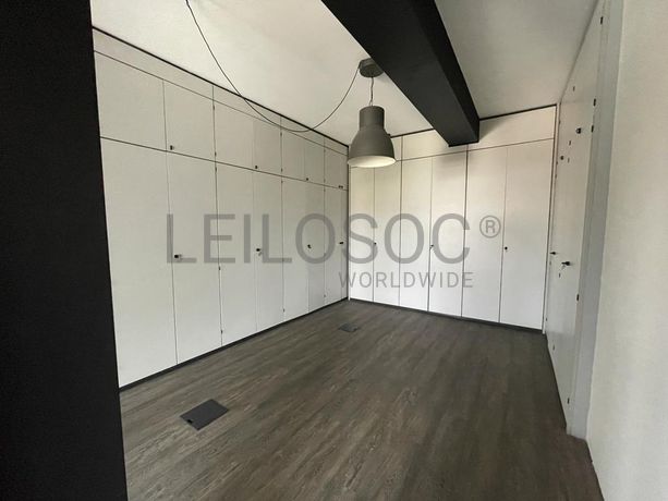 Escritórios + Lugares de Garagem · Porto