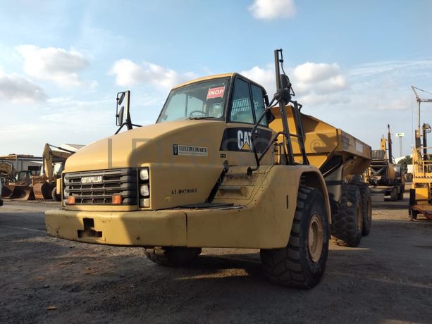 Dumper CATERPILLAR 735 - Lote 15