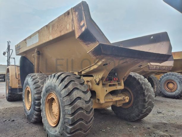 Dumper CATERPILLAR 735 - Lote 15