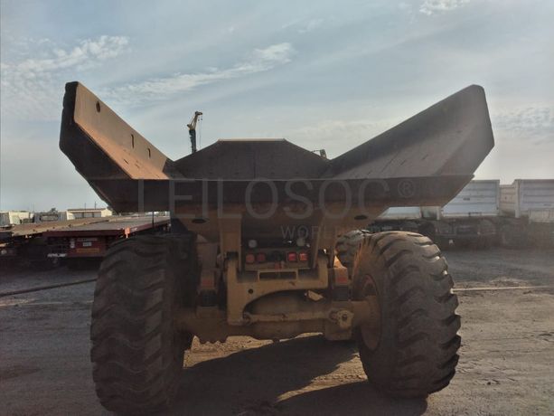 Dumper CATERPILLAR 735 - Lote 15