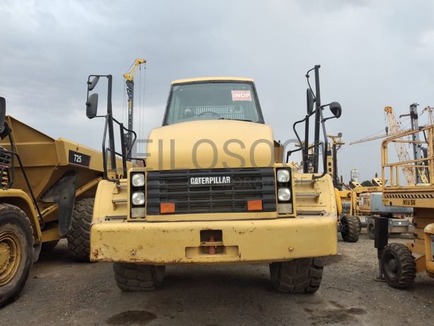 Dumper 25 T (6x6) CAT 725