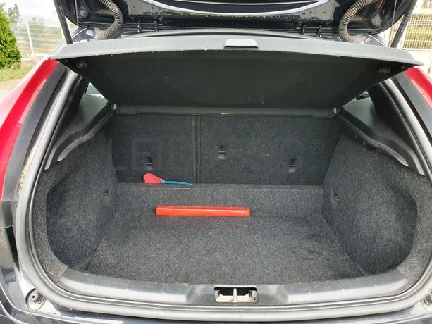 Volvo V40 · Ano 2016