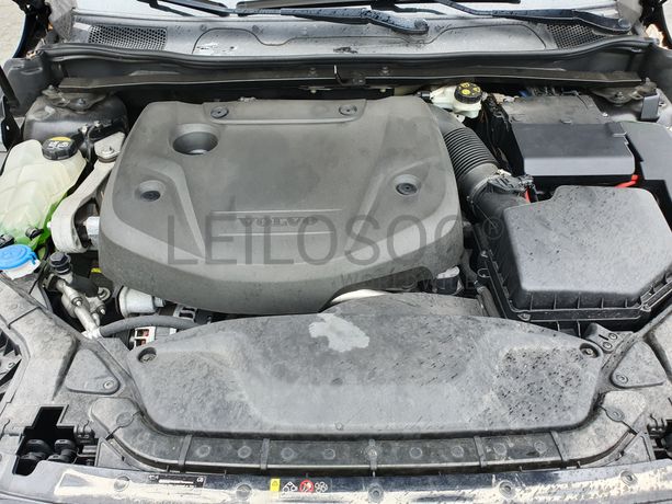 Volvo V40 · Ano 2016