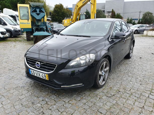 Volvo V40 · Ano 2016