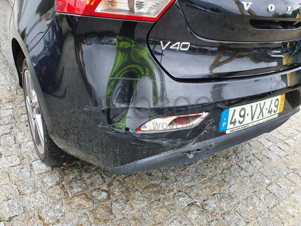 Volvo V40 · Ano 2016