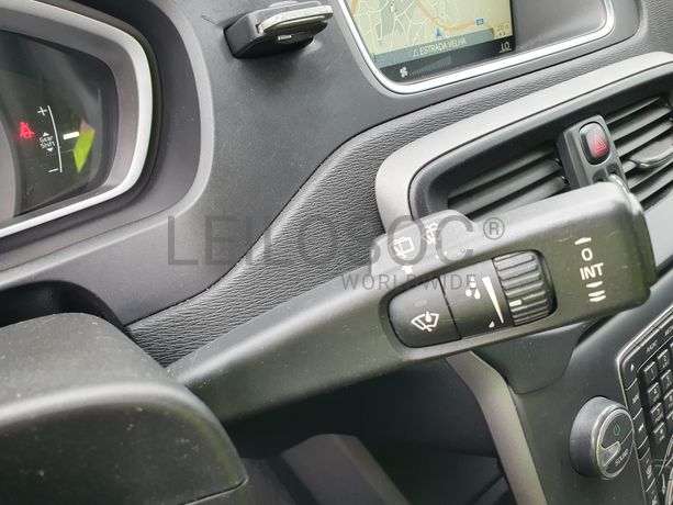 Volvo V40 · Ano 2016