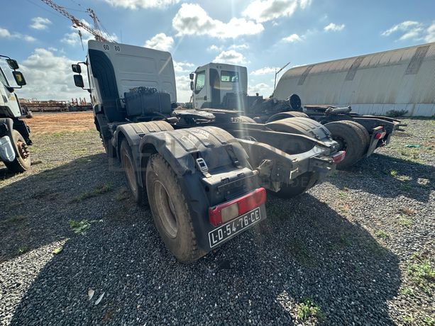Camião Trator (Cavalo) 6X Renault Kerax 440 Dxi