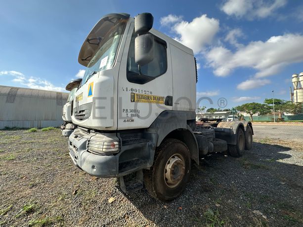 Camião Trator (Cavalo) 6X Renault Kerax 440 Dxi