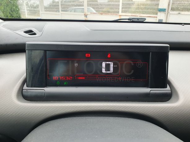 Citroën C4 Cactus · Ano 2015