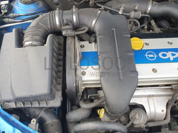 Opel Astra · Ano 2010