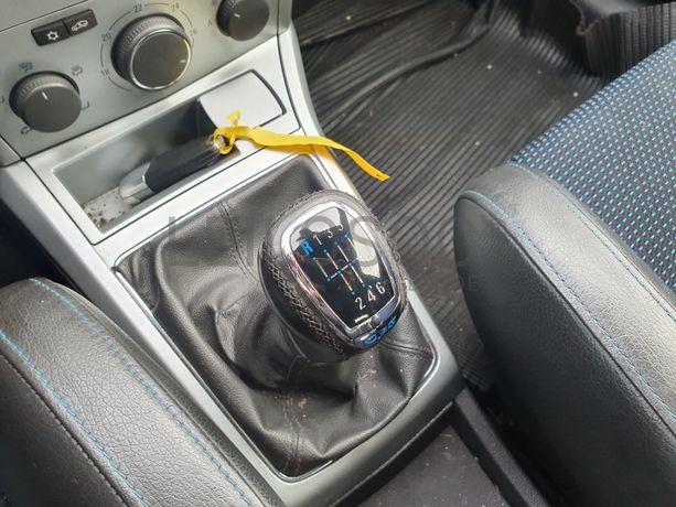 Opel Astra · Ano 2010