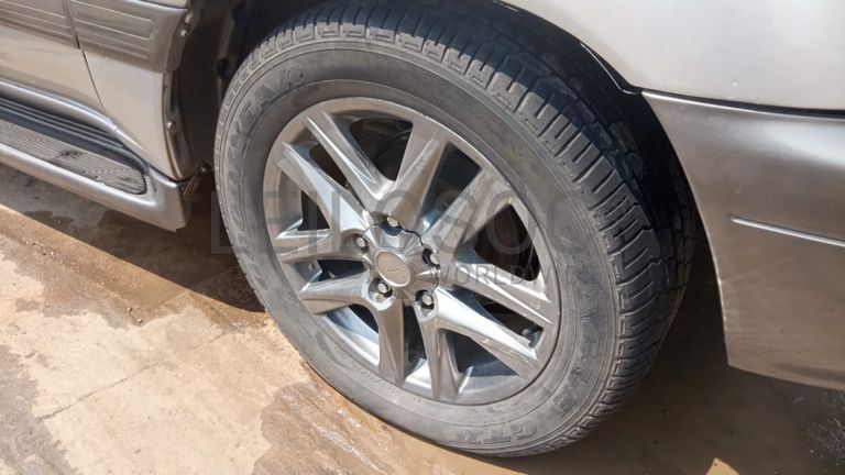 Toyota Land Cruiser · 2003