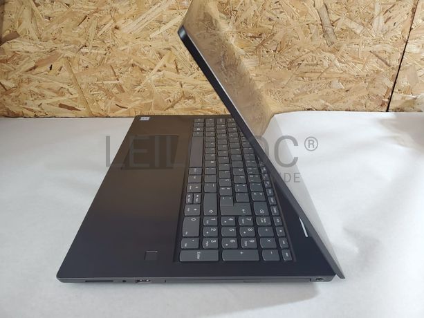 Portátil Lenovo V330