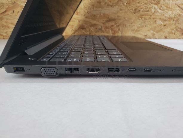 Portátil Lenovo V330