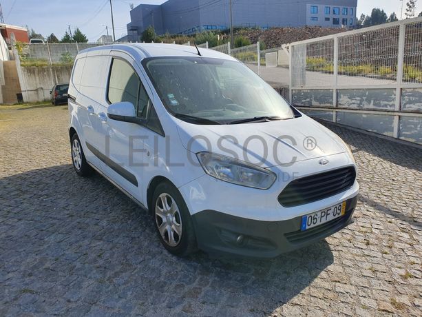 Ford Transit Courrier