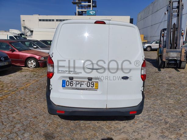 Ford Transit Courrier
