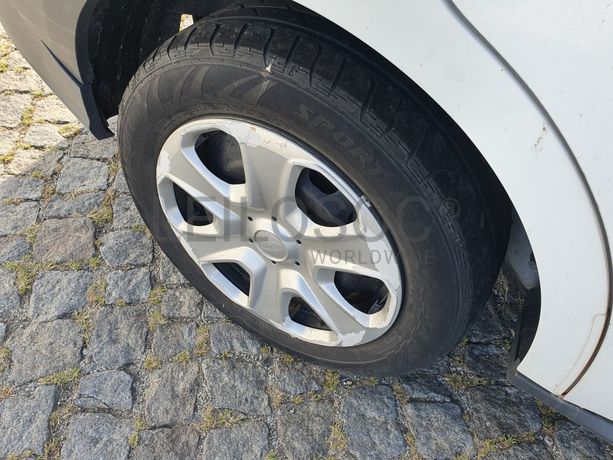 Ford Transit Courrier