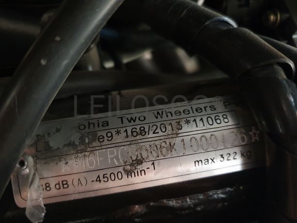 Motociclo UM Renegade