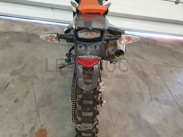 Motociclo UM 125 DSR CX