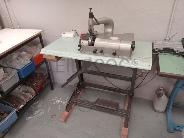 Máquina de vergar gáspeas + Máquina de facear + Máquina de ilhoses