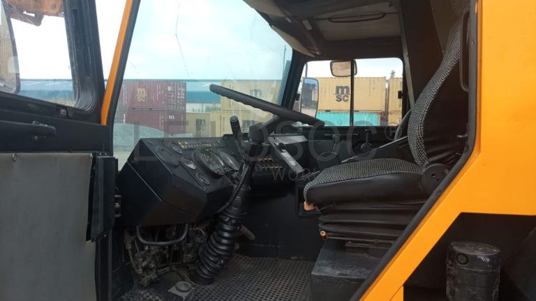 Grua Liebherr LTF1050/1