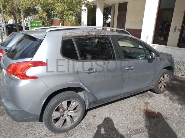 Peugeot 2008 · Ano 2015