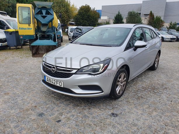 Opel Astra · Ano 2016