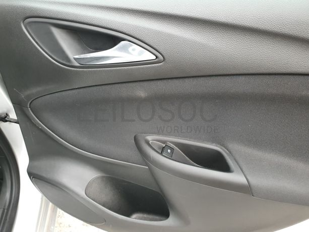 Opel Astra · Ano 2016