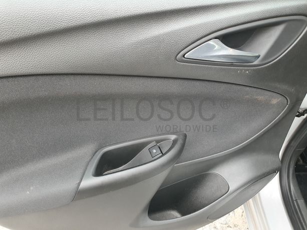 Opel Astra · Ano 2016