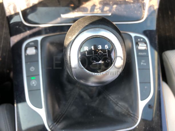 Mercedes-Benz Classe C · Ano 2015