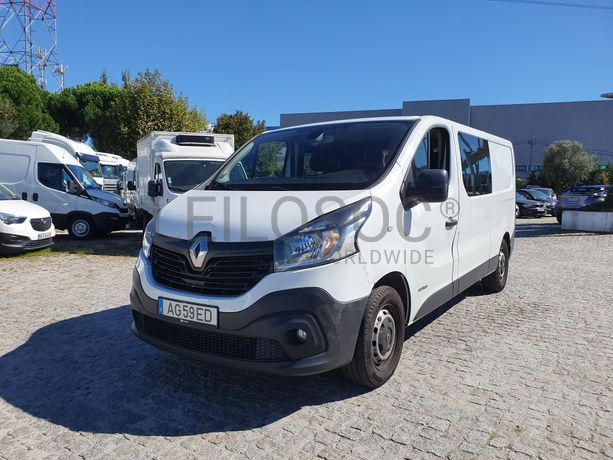 Renault Trafic 1.6 DCI · Ano 2015