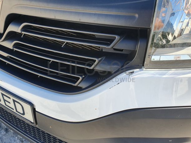 Renault Trafic 1.6 DCI · Ano 2015