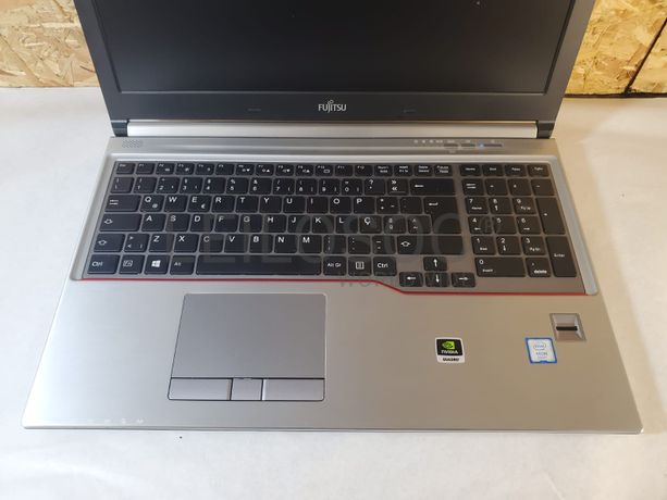 Portátil Fujitsu H770