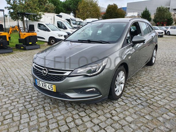 Opel Astra · Ano 2019