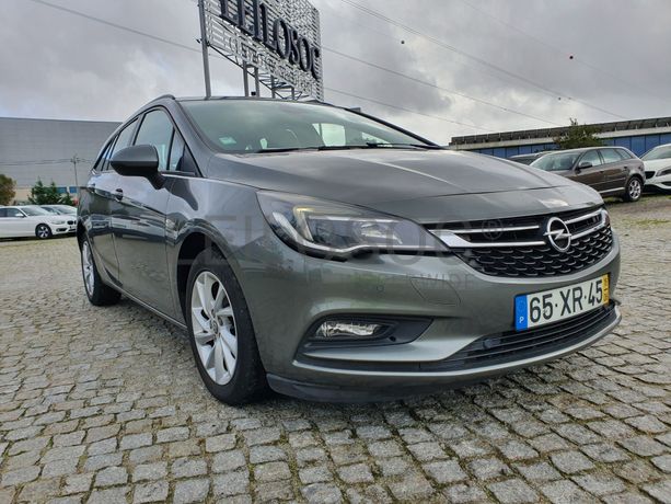 Opel Astra · Ano 2019